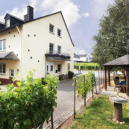 Gaestehaus Sophie Trittenheim Exteriör bild